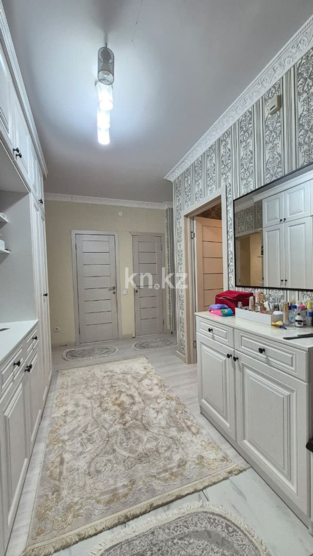 Продажа 2-комнатной квартиры, 60 м², ул. Амандосова, дом  42 в Атырау - фото 7