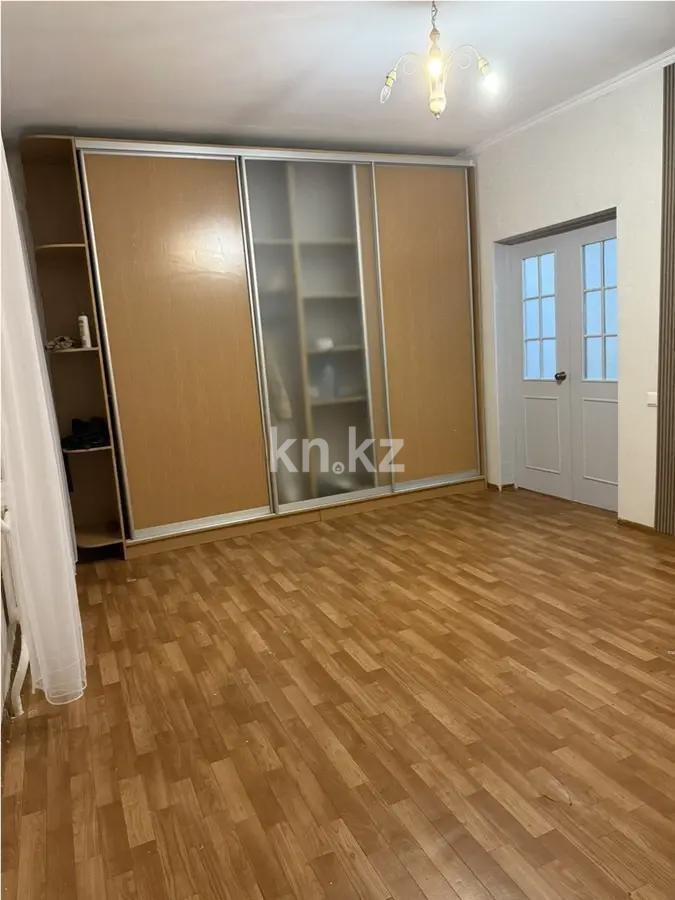 Продажа 1-комнатной квартиры, 36 м², ул. Отырар, дом  18 в Астане