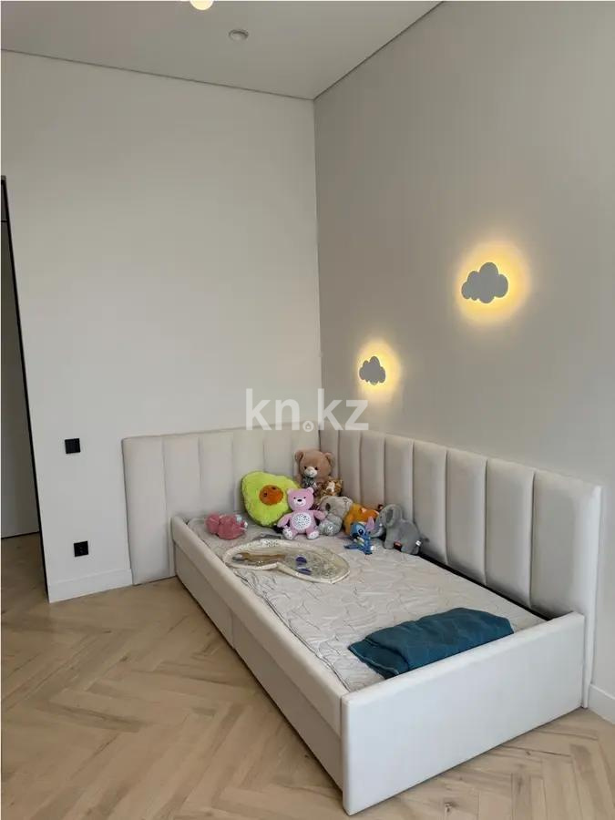 Продажа 3-комнатной квартиры, 111 м², пр. Республики, дом  участок 1/7 - Продажа  трехкомнатных квартир в новостройках Караганды без посредников фото 3 из 8