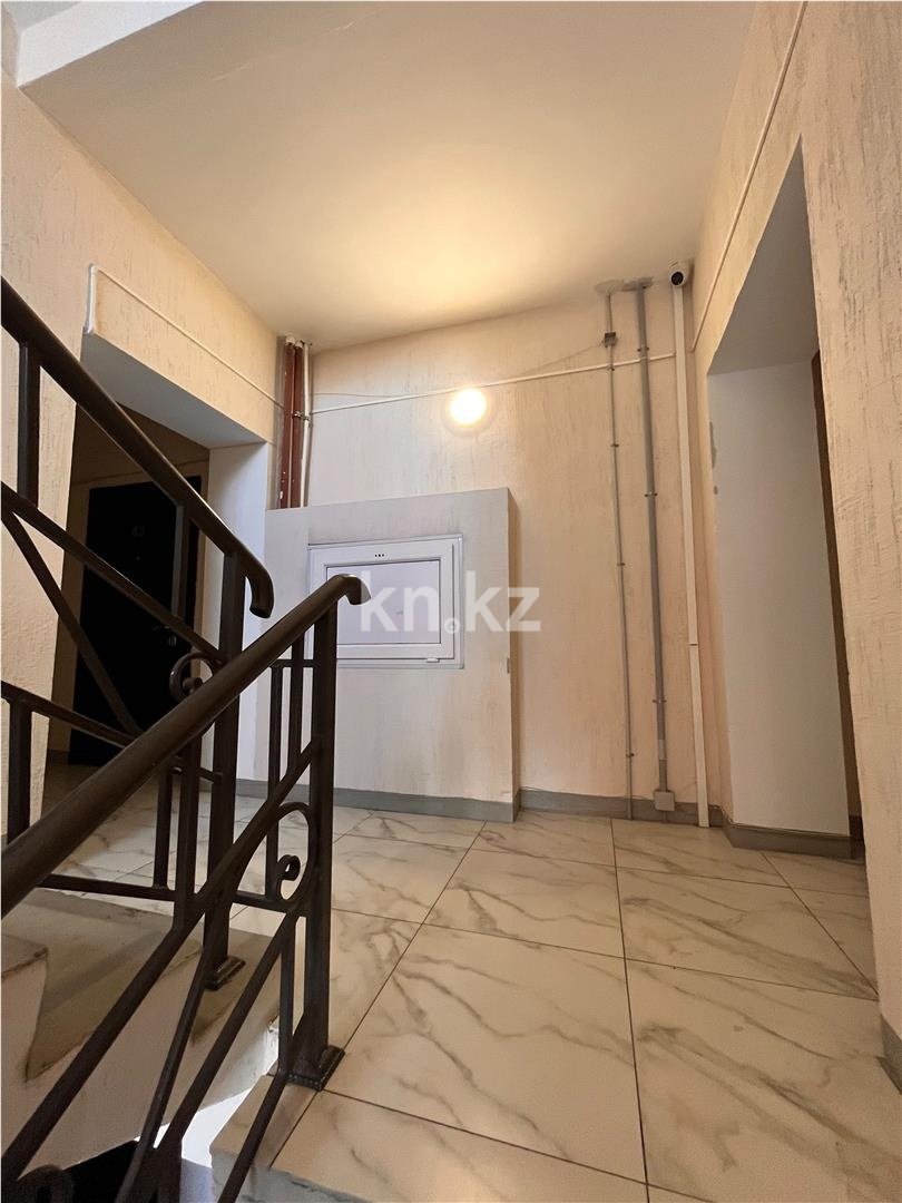 Продажа 3-комнатной квартиры, 84 м² - Продажа трехкомнатных квартир на Юго-Востоке Караганды фото 13 из 14