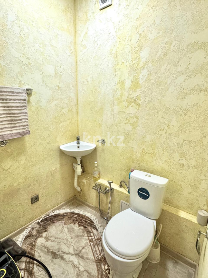 Продажа 4-комнатной квартиры, 140 м², ул. Иманбаевой, дом  7 в Астане - фото 20