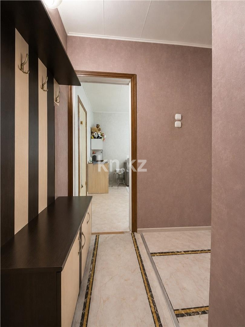 Продажа 2-комнатной квартиры, 45 м² - Продажа двухкомнатных квартир в панельном доме в Темиртау - страница 2 фото 10 из 12