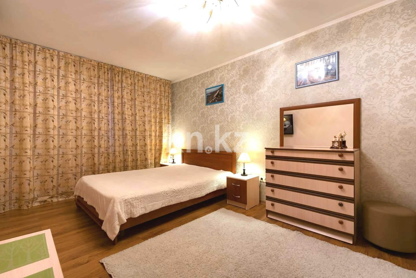 Аренда 1-комнатной квартиры посуточно, 38 м², ул. Гоголя, дом  117 - ул. Наурызбай батыра - Продажа квартир в Алматы фото 1 из 9