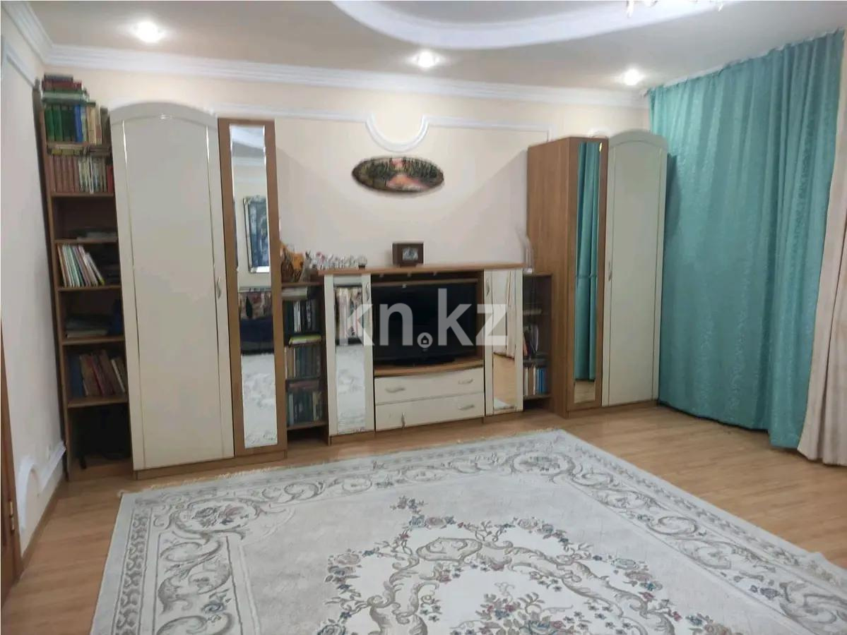 Продажа 3-комнатной квартиры, 82 м², мкр-н Аксай-5, дом  2 в Алматы