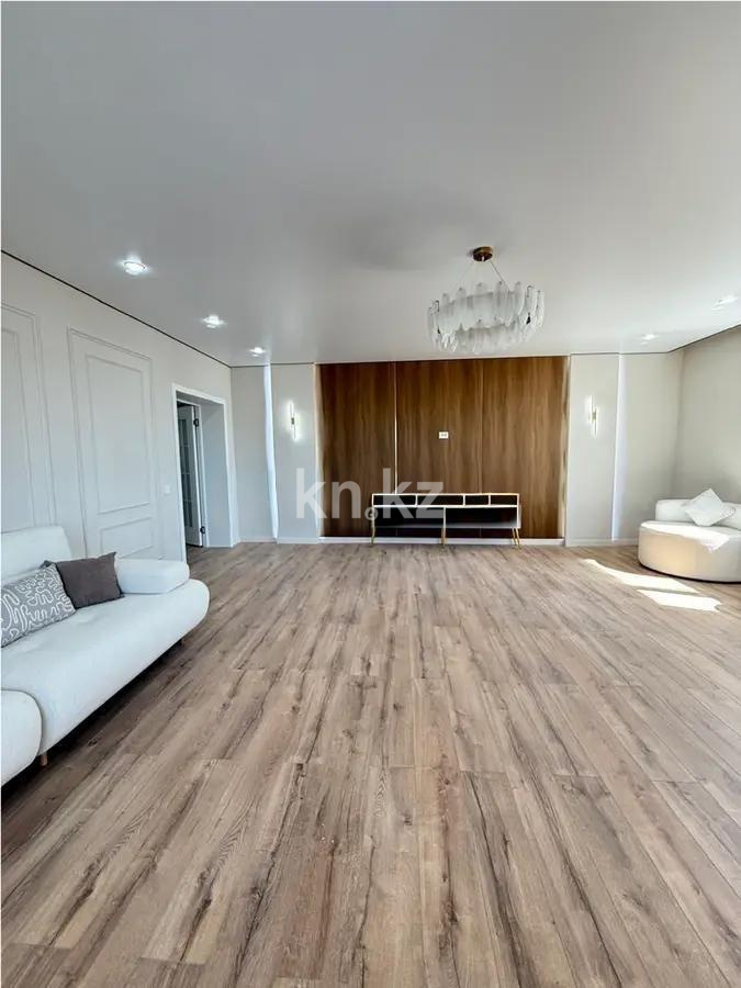 Продажа 3-комнатной квартиры, 123 м² в Астане