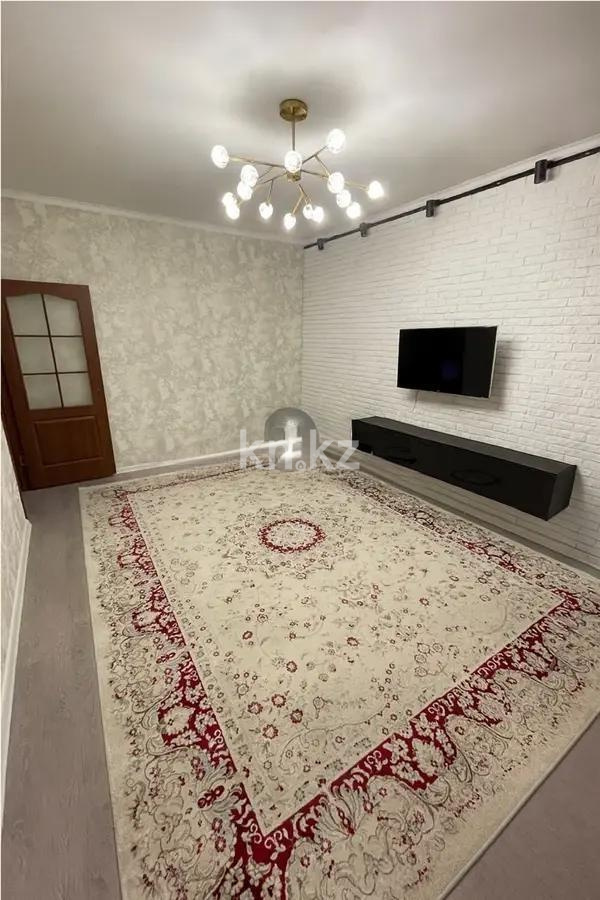 Продажа 3-комнатной квартиры, 68 м², ул. Утеген батыра, дом  102 - Продажа квартир в Алматы фото 1 из 5
