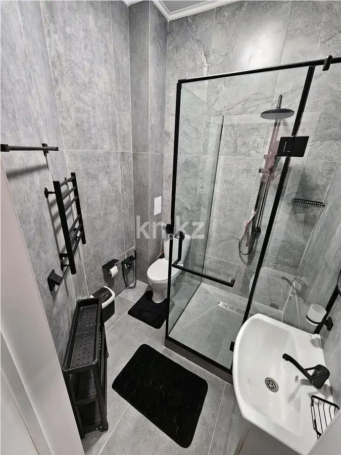 Продажа 2-комнатной квартиры, 43.8 м² в Алматы - фото 3