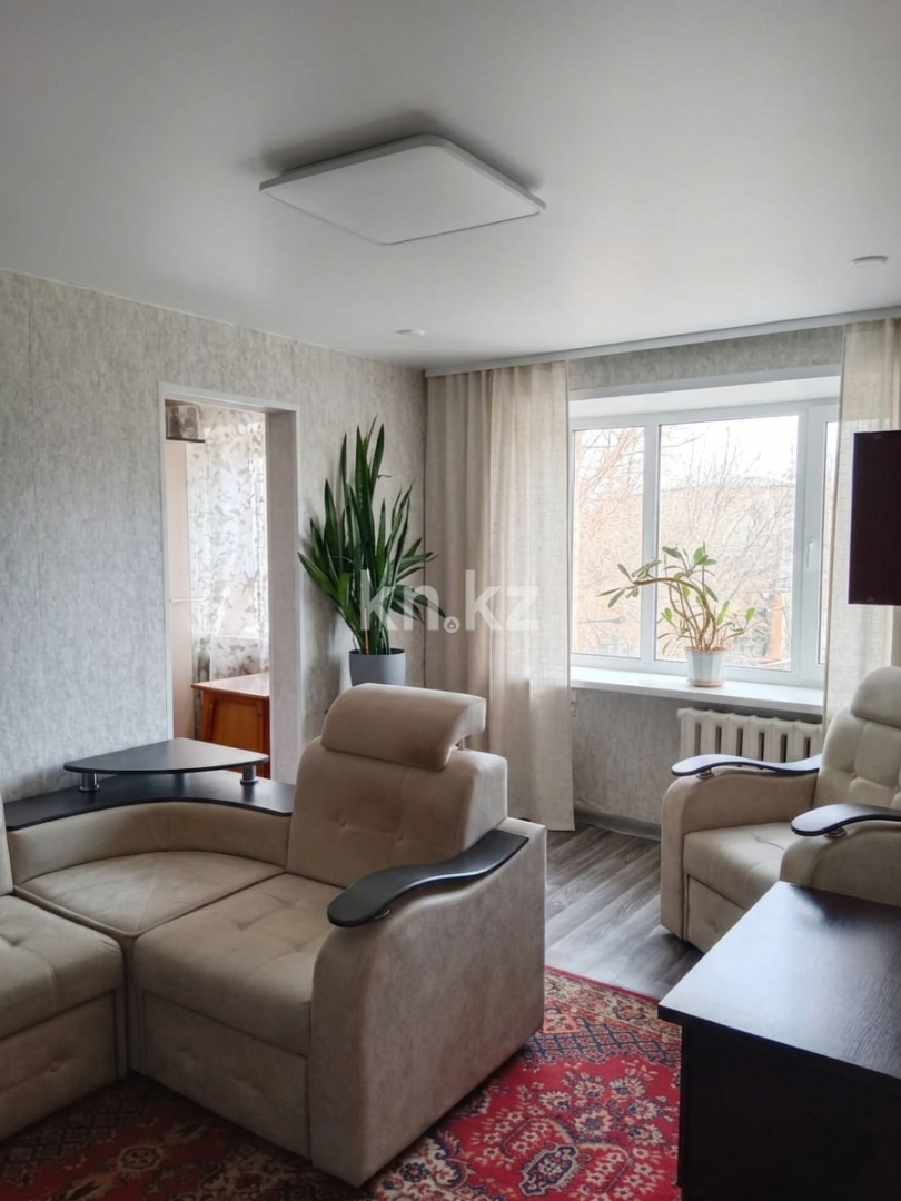 Продажа 3-комнатной квартиры, 41 м² - Продажа домов, коттеджей в Карагандинской области фото 1 из 3