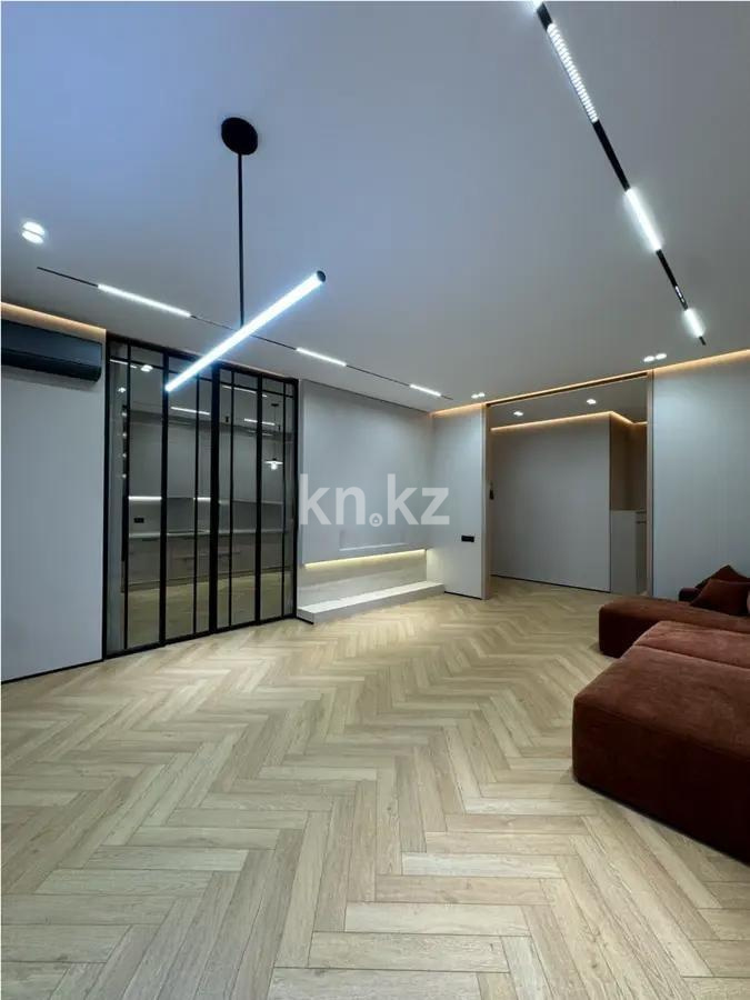 Продажа 4-комнатной квартиры, 119 м², ул. Калдаякова, дом  25а в Астане