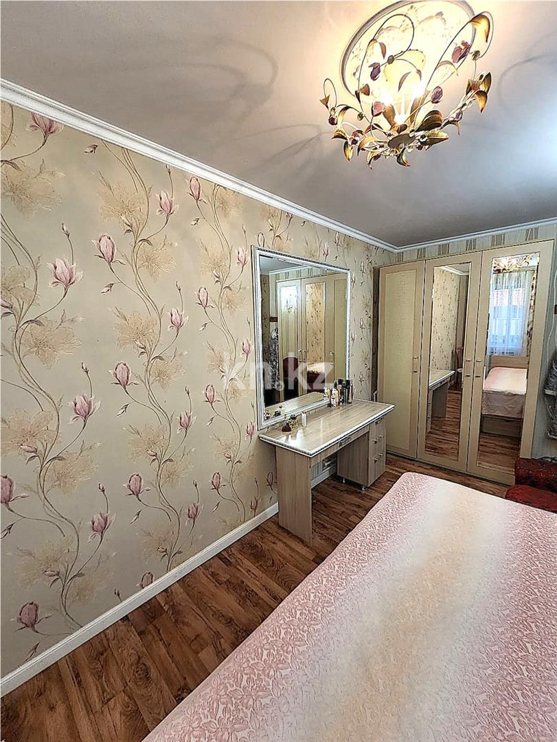 Продажа 4-комнатной квартиры, 85 м², ул. Гапеева - Продажа  четырехкомнатных квартир в Караганде фото 5 из 15