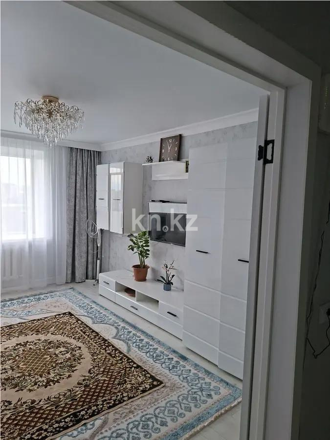 Продажа 3-комнатной квартиры, 60 м², ул. Сатыбалдина, дом  7 - Продажа  трехкомнатных квартир в Караганде без посредников с фото фото 1 из 6