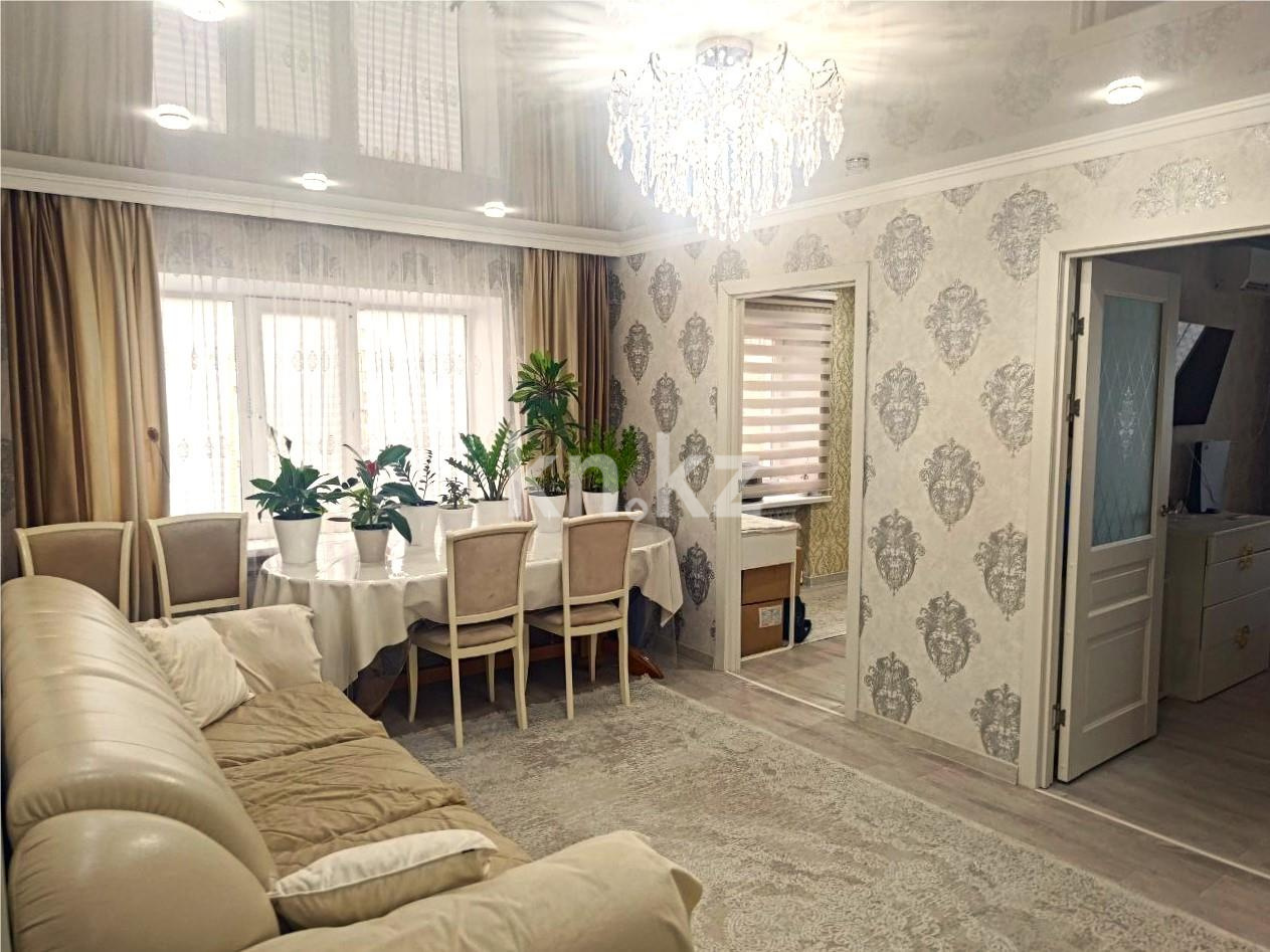 Продажа 4-комнатной квартиры, 62 м², мкр-н 21, дом  23 - Продажа  четырехкомнатных квартир в Караганде фото 2 из 17