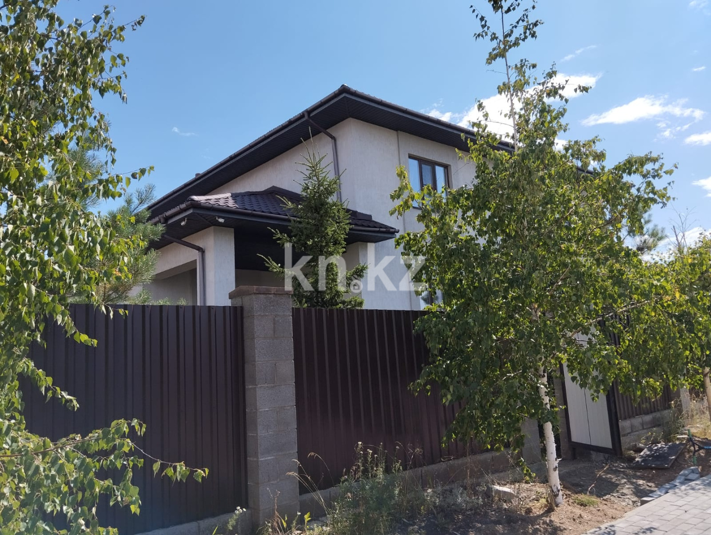 Продажа 8-комнатного дома, 480 м², ул. Аккемер - Продажа домов и коттеджей в Астане фото 1 из 24