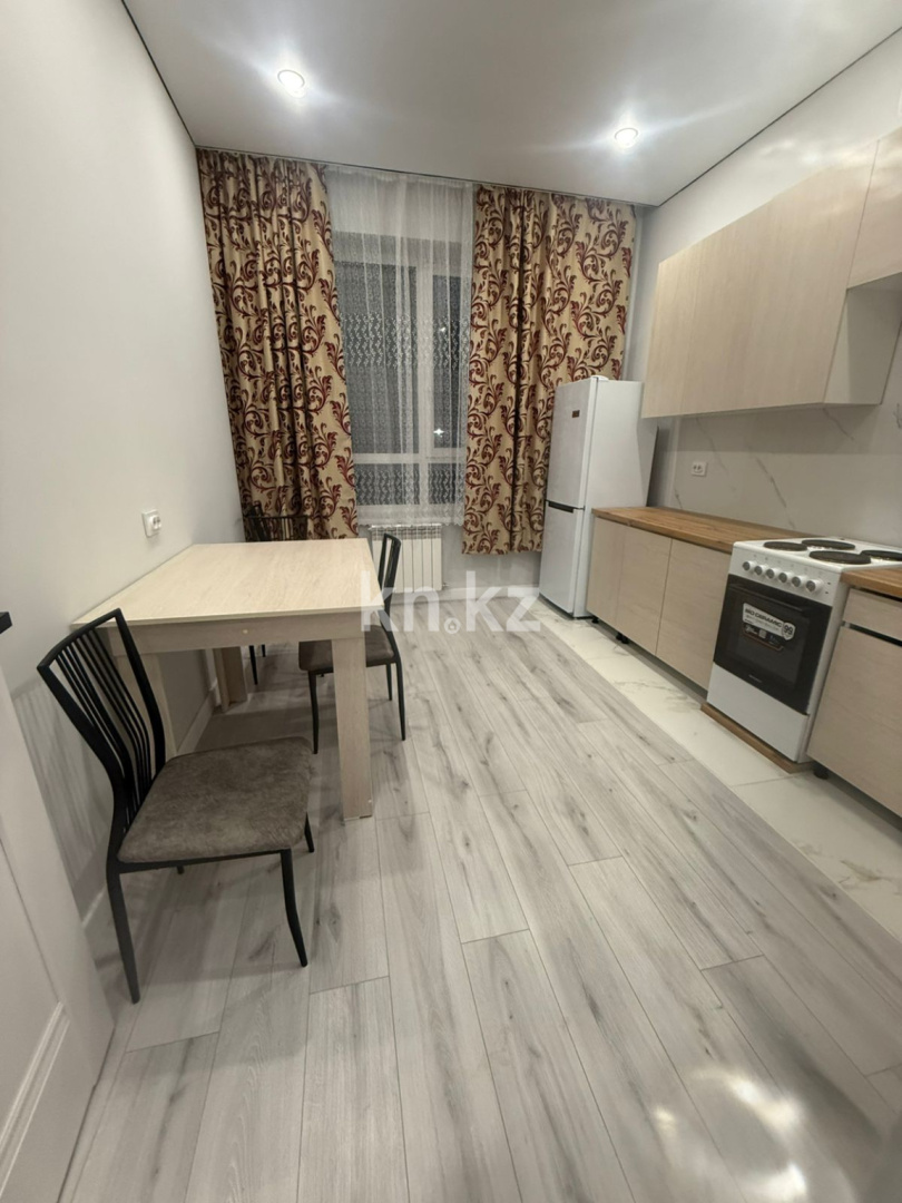 Аренда 1-комнатной квартиры, 37 м², ул. Култегин, дом  4 - ул. Сыганак - Аренда квартир помесячно в Астане фото 1 из 10