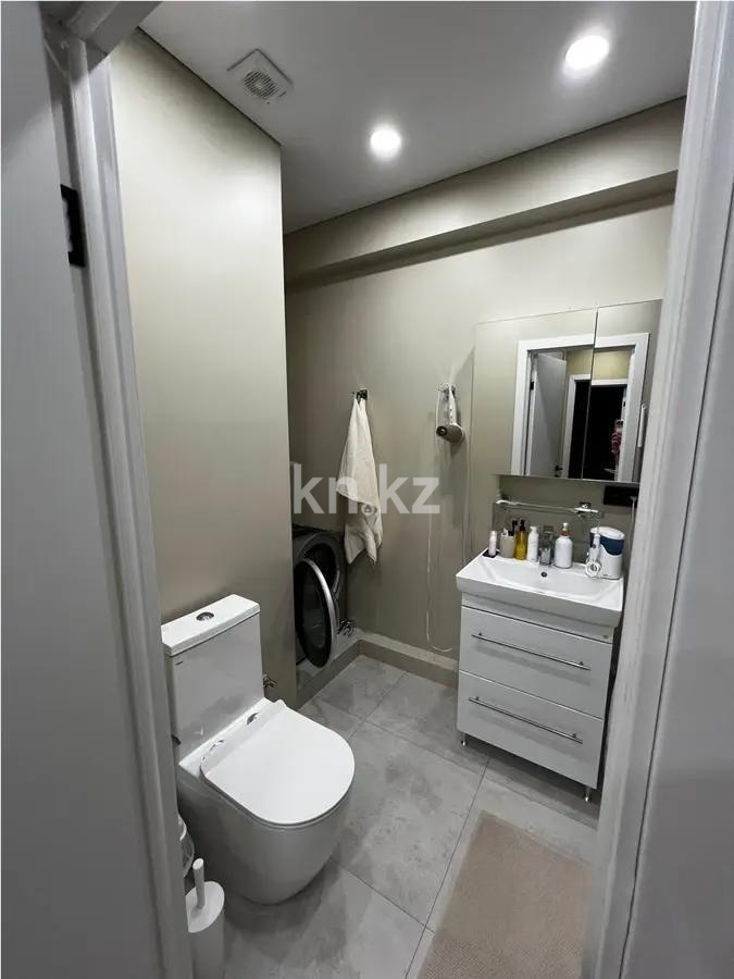 Продажа 2-комнатной квартиры, 70 м², ул. Нахимова, дом  51/2 в Алматы - фото 5