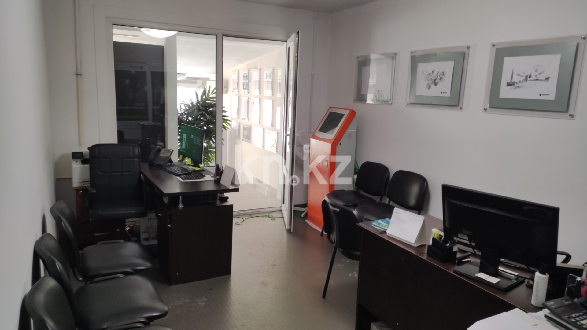 Продажа , 150 м², ул. Ерубаева, дом  35 - Продажа офисных и торговых помещений в Караганде без посредников фото 14 из 22