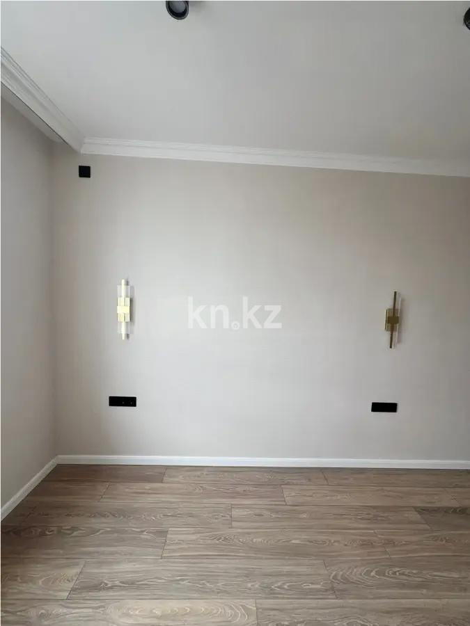 Продажа 2-комнатной квартиры, 75 м², ул. Нажимеденова, дом  64 в Астане - фото 2
