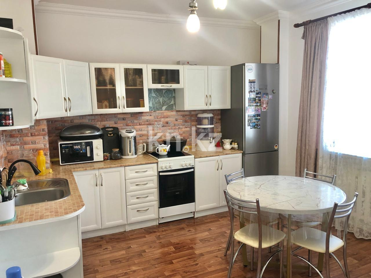 Продажа 3-комнатной квартиры, 80 м², ул. Сарыарка, дом  31 в Караганде - фото 14