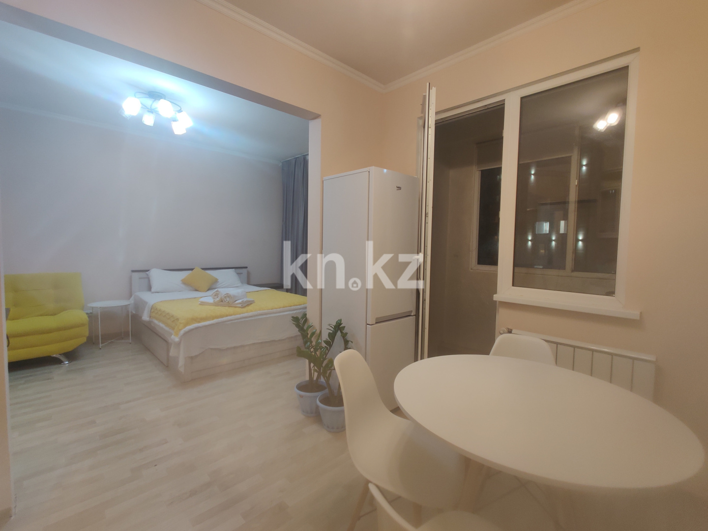 Аренда 1-комнатной квартиры посуточно, 40 м², ул. Сатпаева, дом  90/43 - Центр города - Аренда  однокомнатных квартир посуточно в Алматы фото 13 из 22