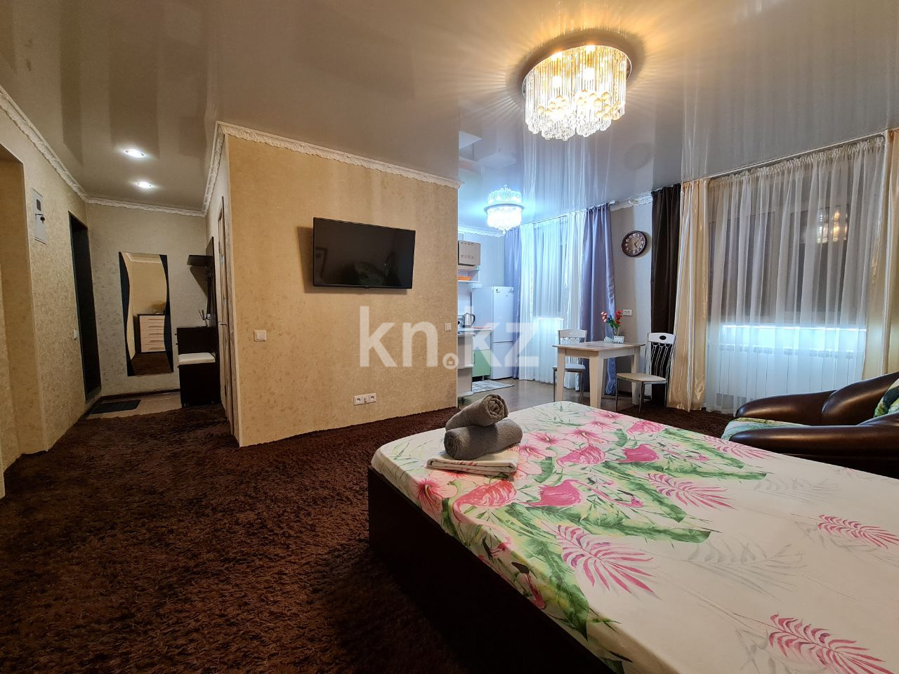 Аренда 1-комнатной квартиры посуточно, 35 м², Площадь Победы, дом  19 - Аренда жилой и коммерческой недвижимости в Павлодаре фото 1 из 4