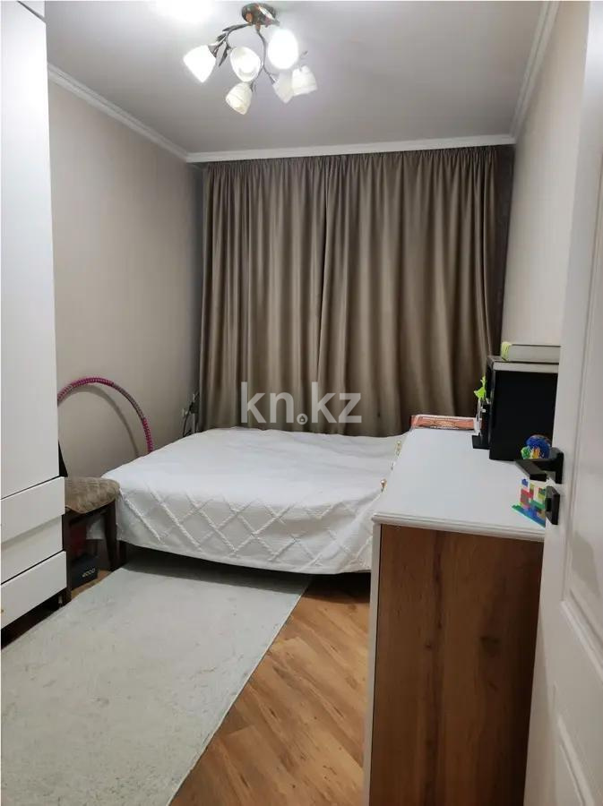 Продажа 3-комнатной квартиры, 58 м², мкр-н 2, дом  33 в Алматы - фото 3