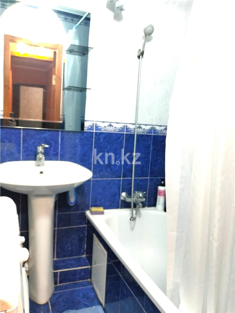 Продажа 2-комнатной квартиры, 55 м², ул. Гапеева в Караганде - фото 8