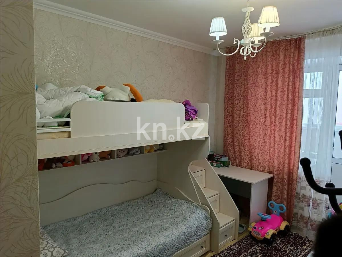 Продажа 3-комнатной квартиры, 68 м², ул. Сауран, дом  20 в Астане - фото 3