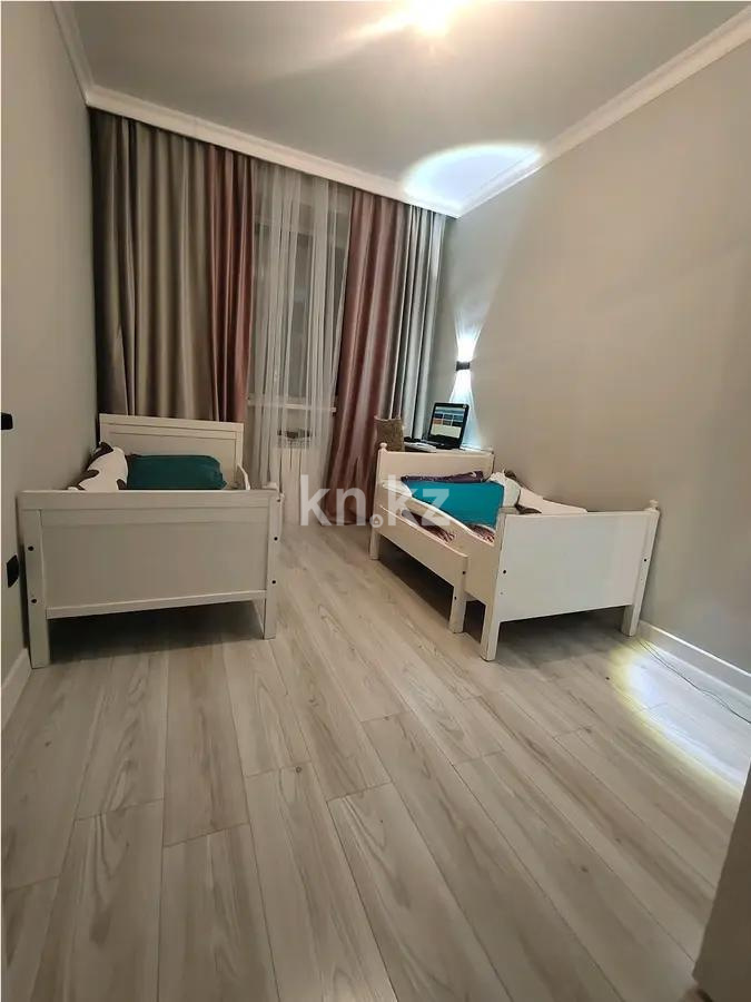 Продажа 2-комнатной квартиры, 40 м², ул. Кордай, дом  99 в Астане - фото 2