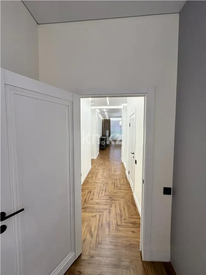 Продажа 3-комнатной квартиры, 100 м², пр. Улы Дала, дом  27 в Астане - фото 10