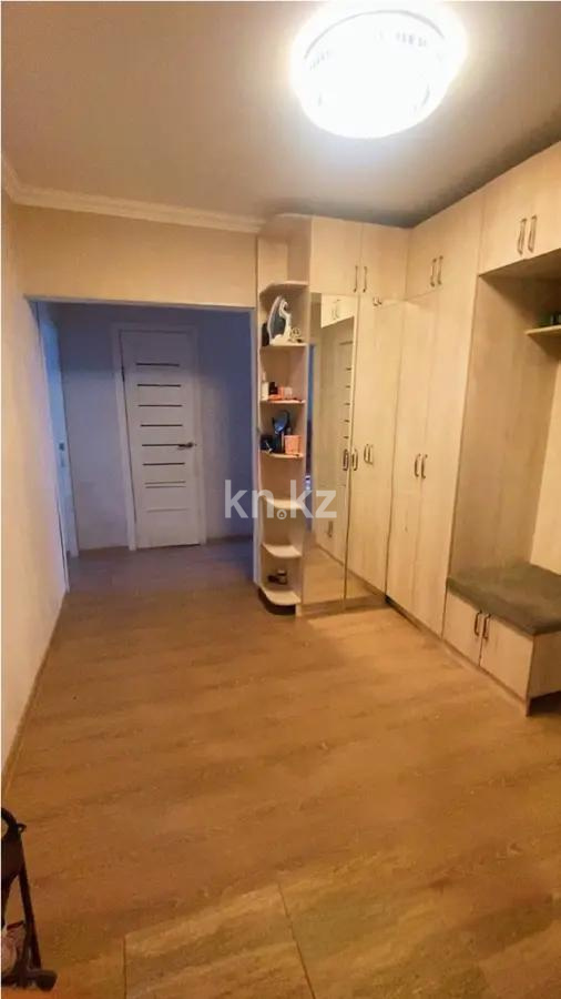 Продажа 3-комнатной квартиры, 62 м², мкр-н Голубые Пруды, дом  5/1 в Караганде - фото 5