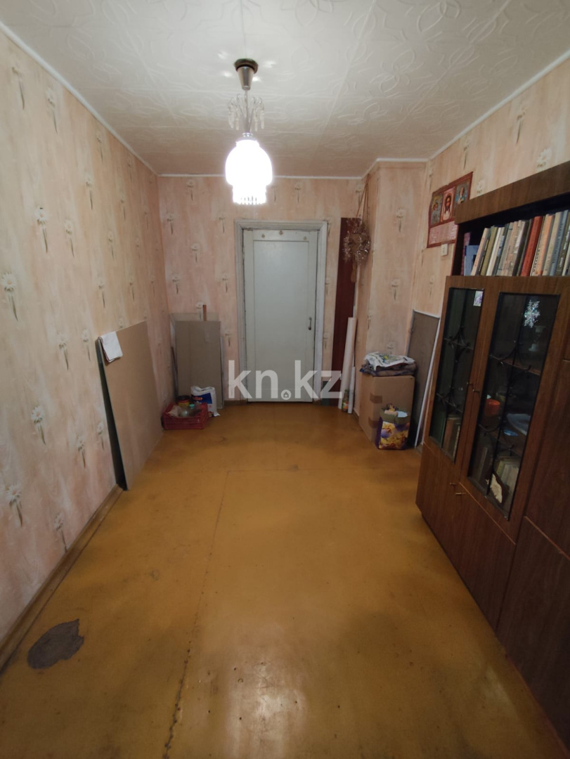 Продажа 3-комнатной квартиры, 51.5 м², ул. Оракбаева, дом  35 - Продажа жилой и коммерческой недвижимости в Уральске фото 6 из 12