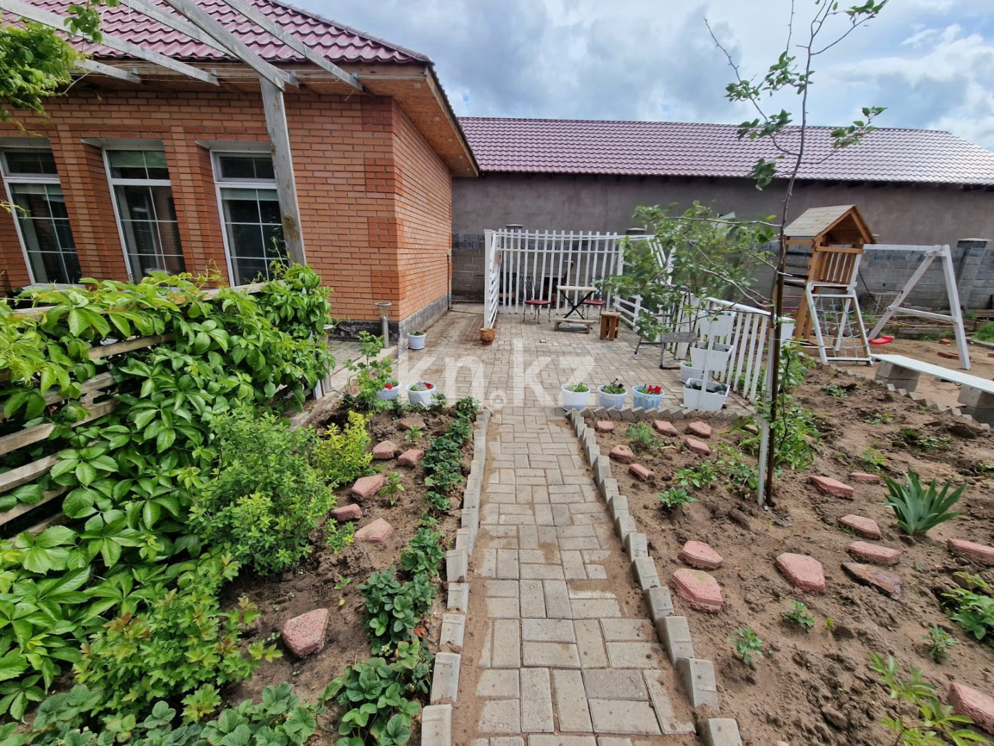 Продажа 7-комнатного дома, 230 м² - Продажа домов, коттеджей в Казахстане - страница 8 фото 7 из 19