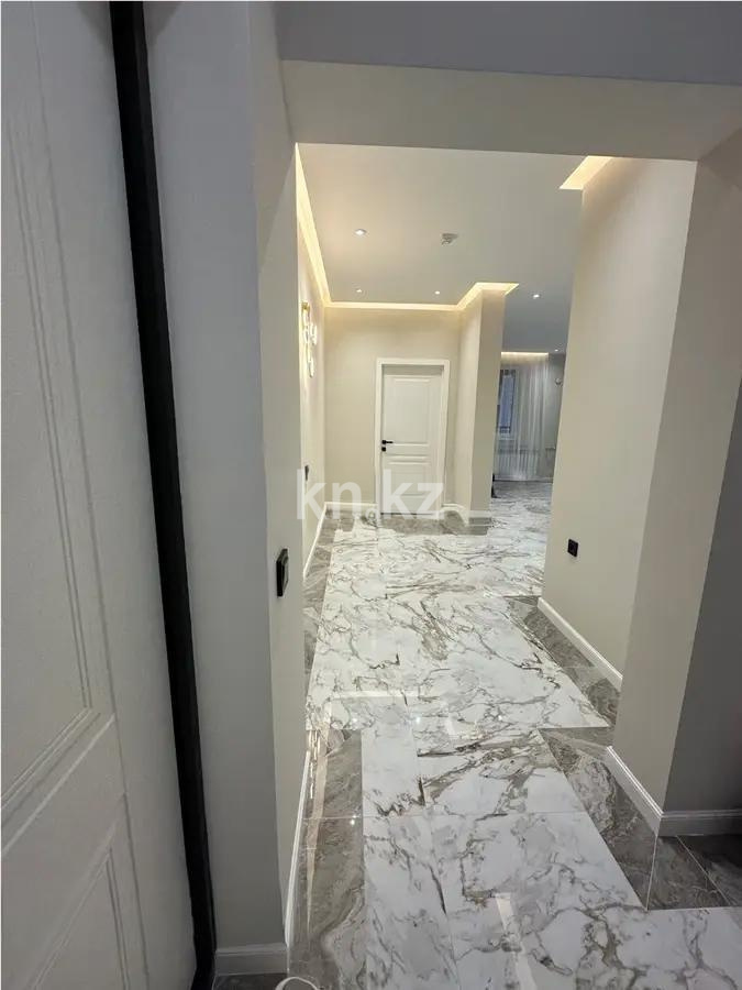 Продажа 2-комнатной квартиры, 71 м², ул. Халиуллина, дом  140/5 в Алматы - фото 7