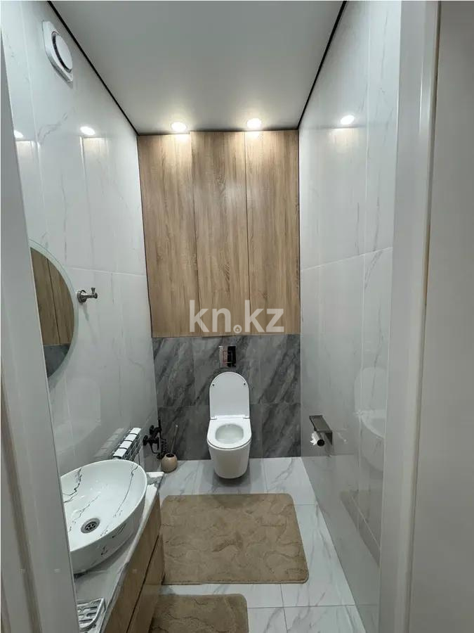 Продажа 3-комнатной квартиры, 110 м², ул. Утеген батыра, дом  11в в Алматы - фото 6