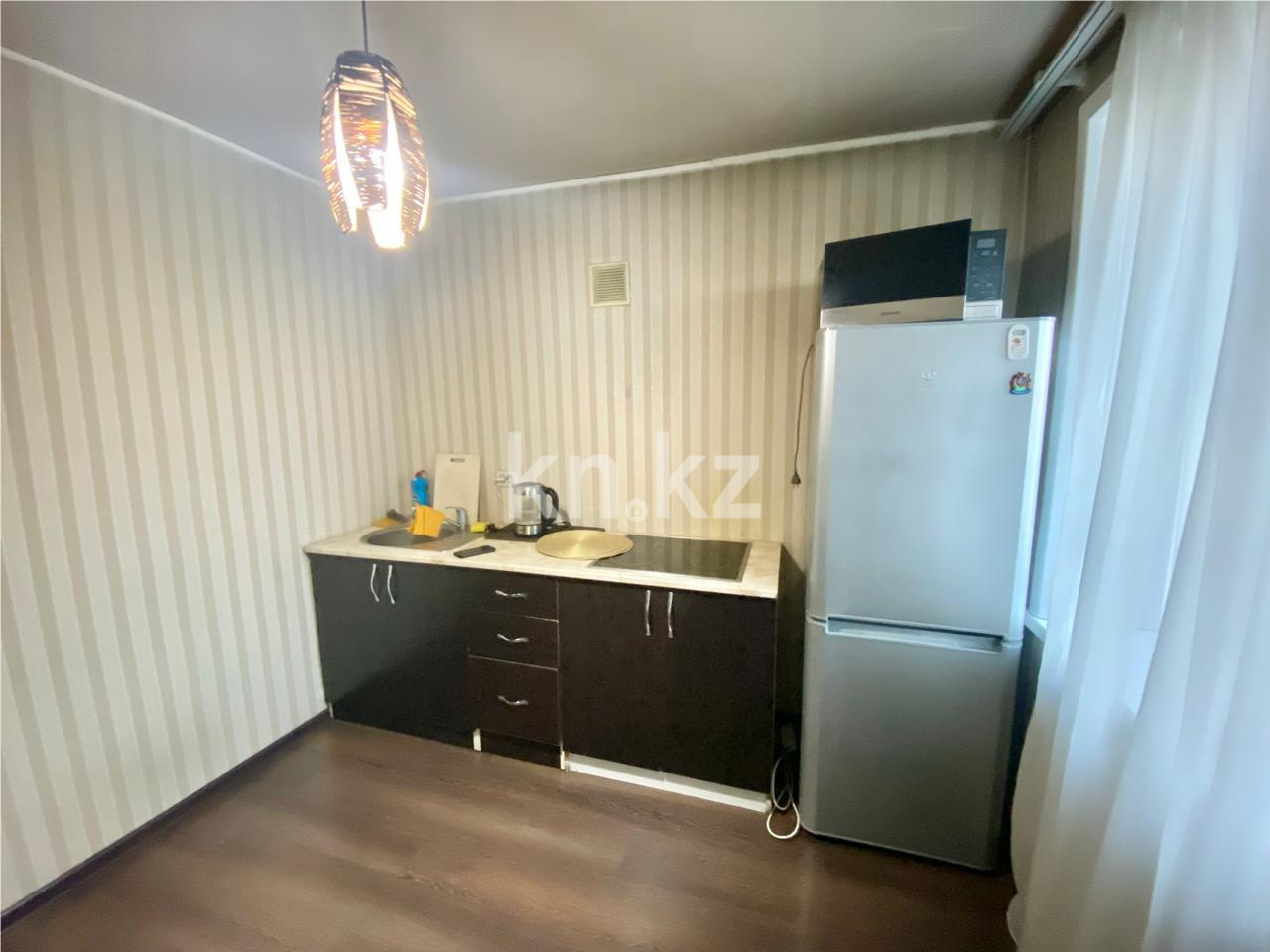 Продажа 1-комнатной квартиры, 34 м², ул. Космонавтов - Продажа квартир в Караганде фото 7 из 10