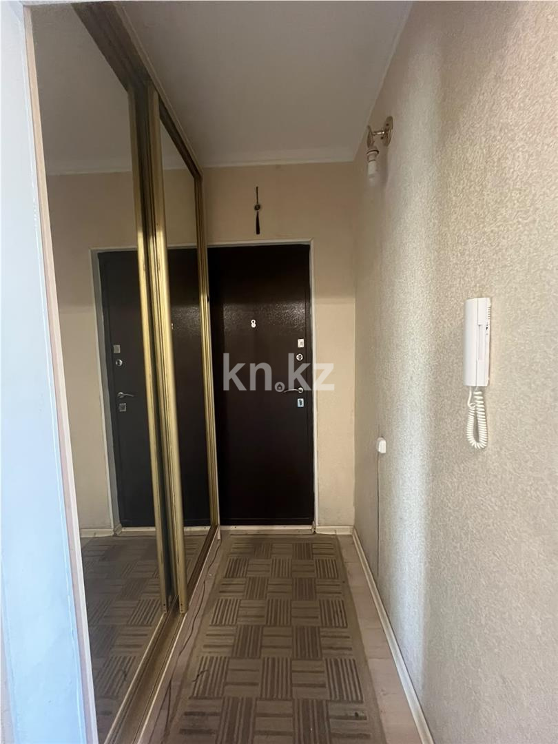 Продажа 3-комнатной квартиры, 63 м² - Продажа трехкомнатных квартир на Юго-Востоке Караганды фото 8 из 18