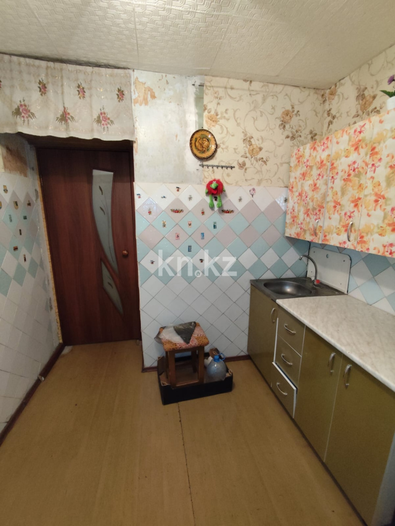 Продажа 3-комнатной квартиры, 51.5 м², ул. Оракбаева, дом  35 - Продажа жилой и коммерческой недвижимости в Уральске фото 9 из 12