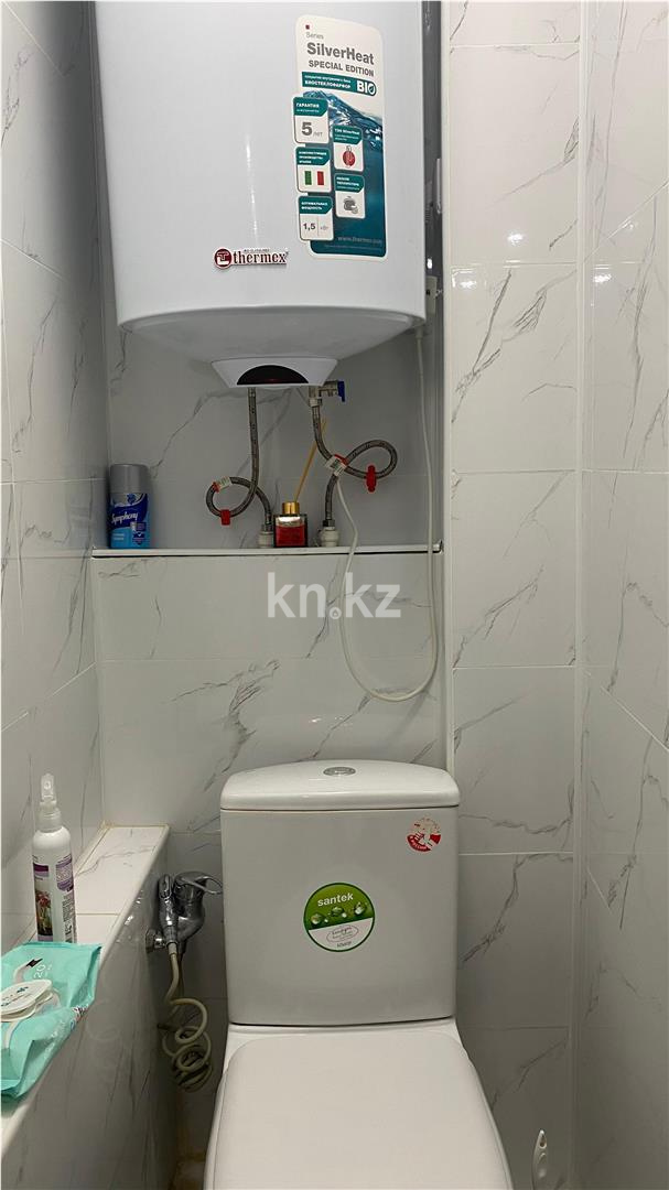 Продажа 4-комнатной квартиры, 76 м², пр. Республики - Продажа  четырехкомнатных квартир в Караганде фото 12 из 16