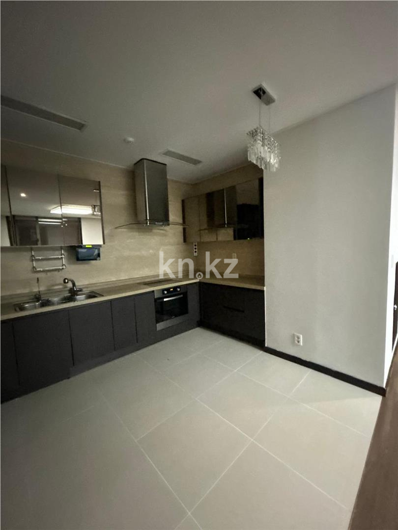 Продажа 4-комнатной квартиры, 128 м², пр. Кошкарбаева в Астане - фото 4