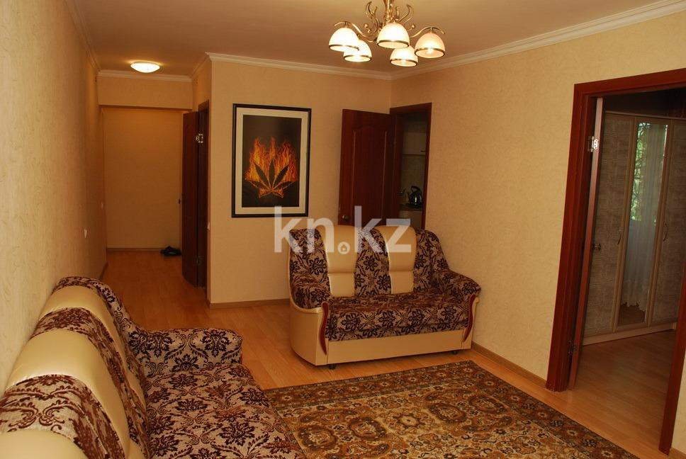 Аренда 2-комнатной квартиры посуточно, 45 м², пр. Абая, дом  58 - ул. Манаса - Аренда  двухкомнатных квартир посуточно в Алматы без посредников фото 2 из 5