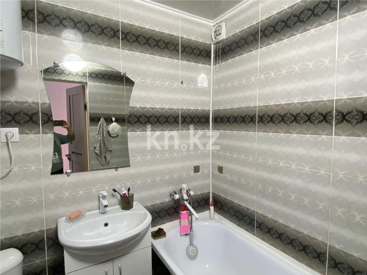 Продажа 2-комнатной квартиры, 50 м², 15 мкр. - Продажа квартир в Казахстане фото 10 из 14