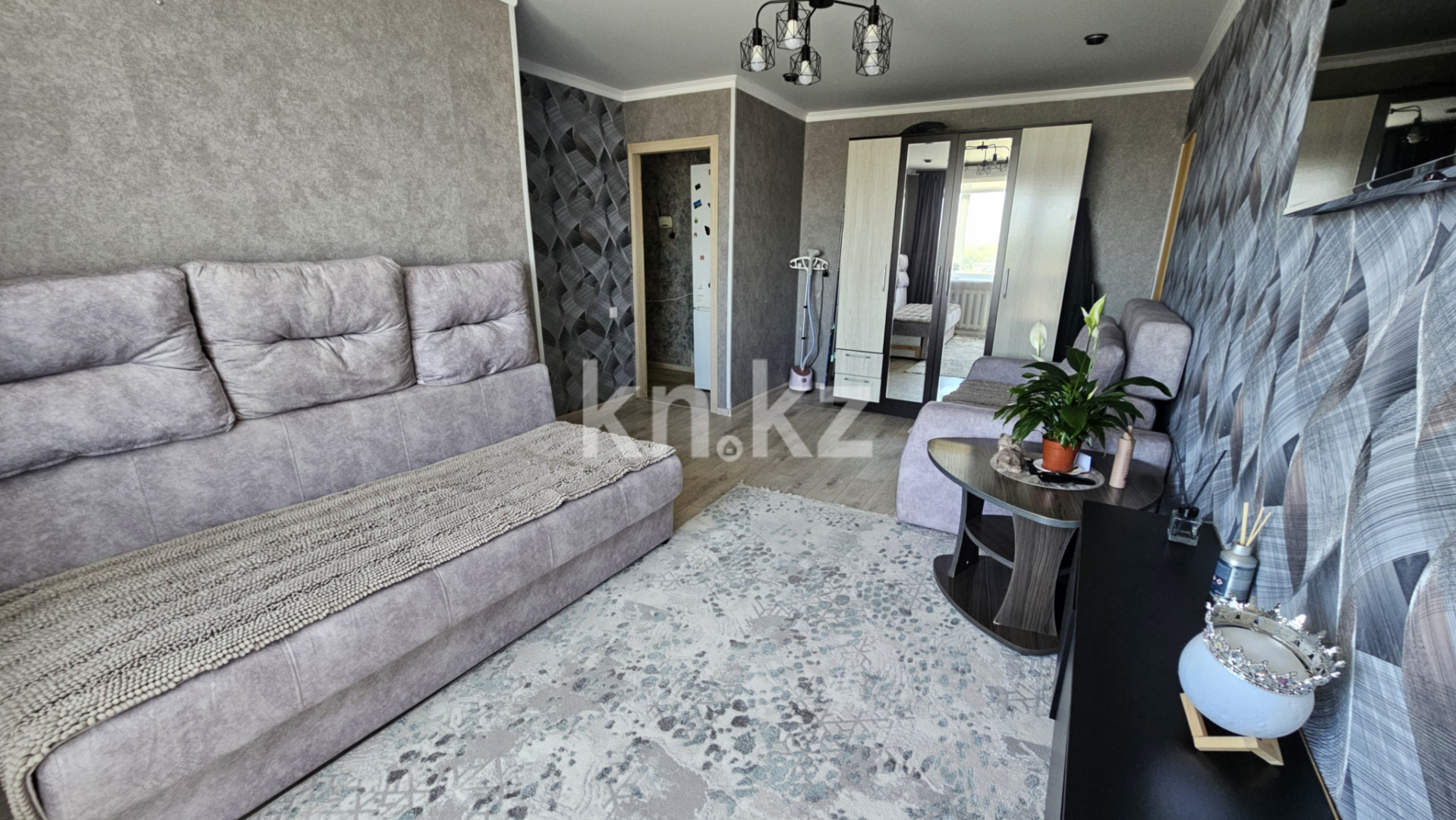 Продажа 1-комнатной квартиры, 32 м² - Продажа квартир в Шахтинске - страница 2 фото 2 из 16