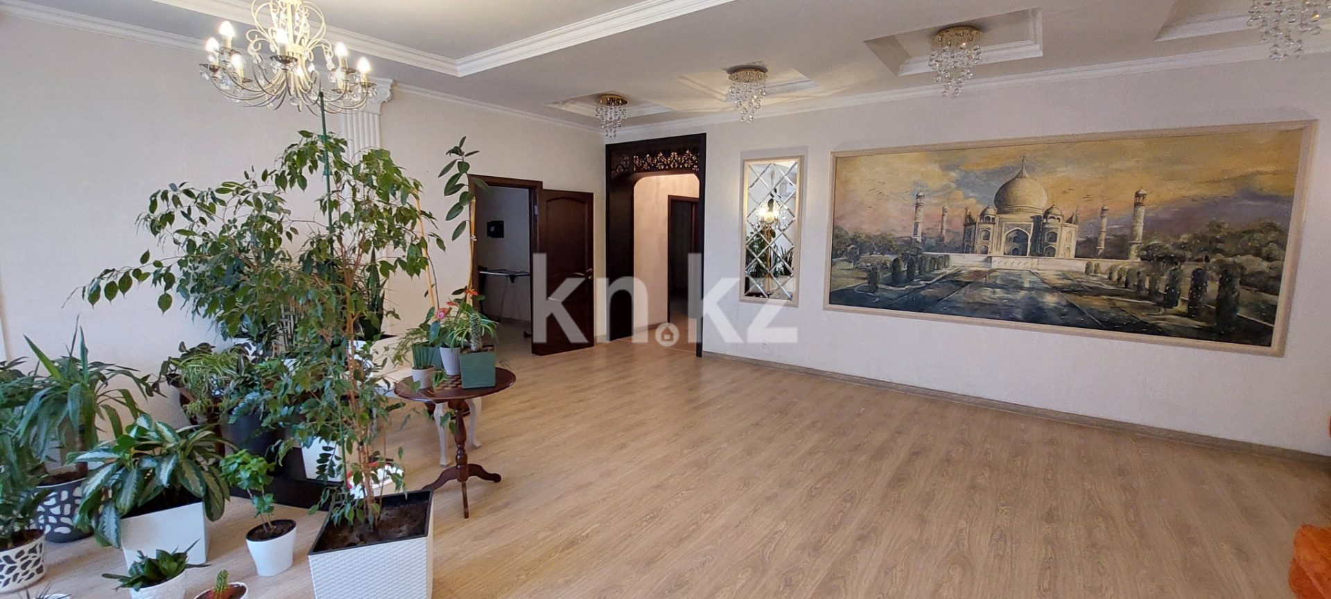 Продажа 4-комнатной квартиры, 145 м², ул. Аманжолова, дом  41 в Караганде - фото 6