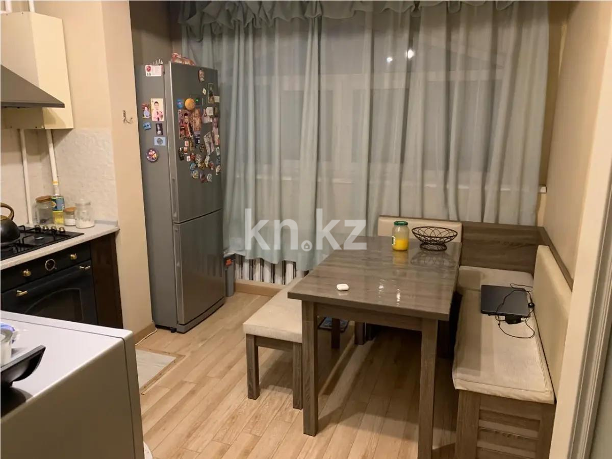 Продажа 3-комнатной квартиры, 72.6 м², ул. Аносова, дом  133 в Алматы - фото 4