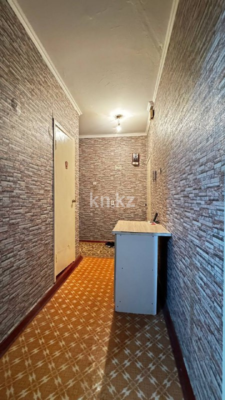 Продажа 1-комнатной квартиры, 38 м², 10 мкр, дом  24 - Продажа и аренда недвижимости в Таразе фото 1 из 14