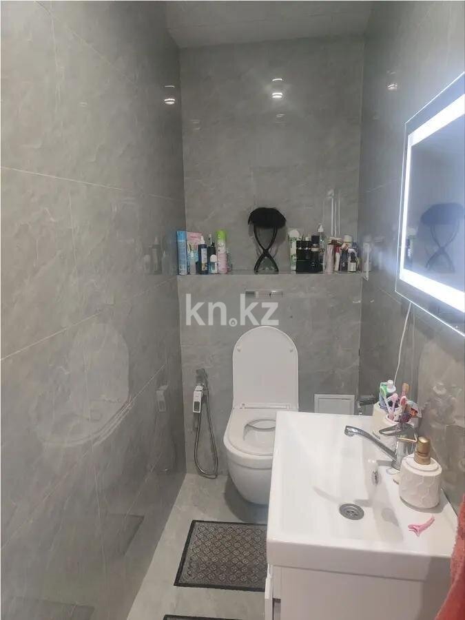 Продажа 2-комнатной квартиры, 65 м² в Алматы - фото 7