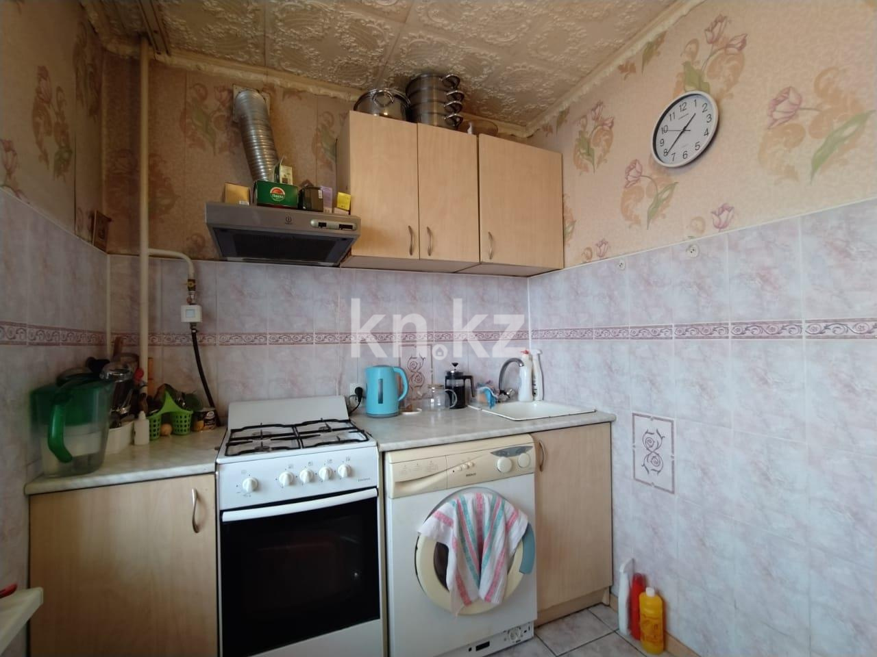 Продажа 3-комнатной квартиры, 61 м², пр. Н. Абдирова - Продажа квартир в Караганде фото 9 из 20