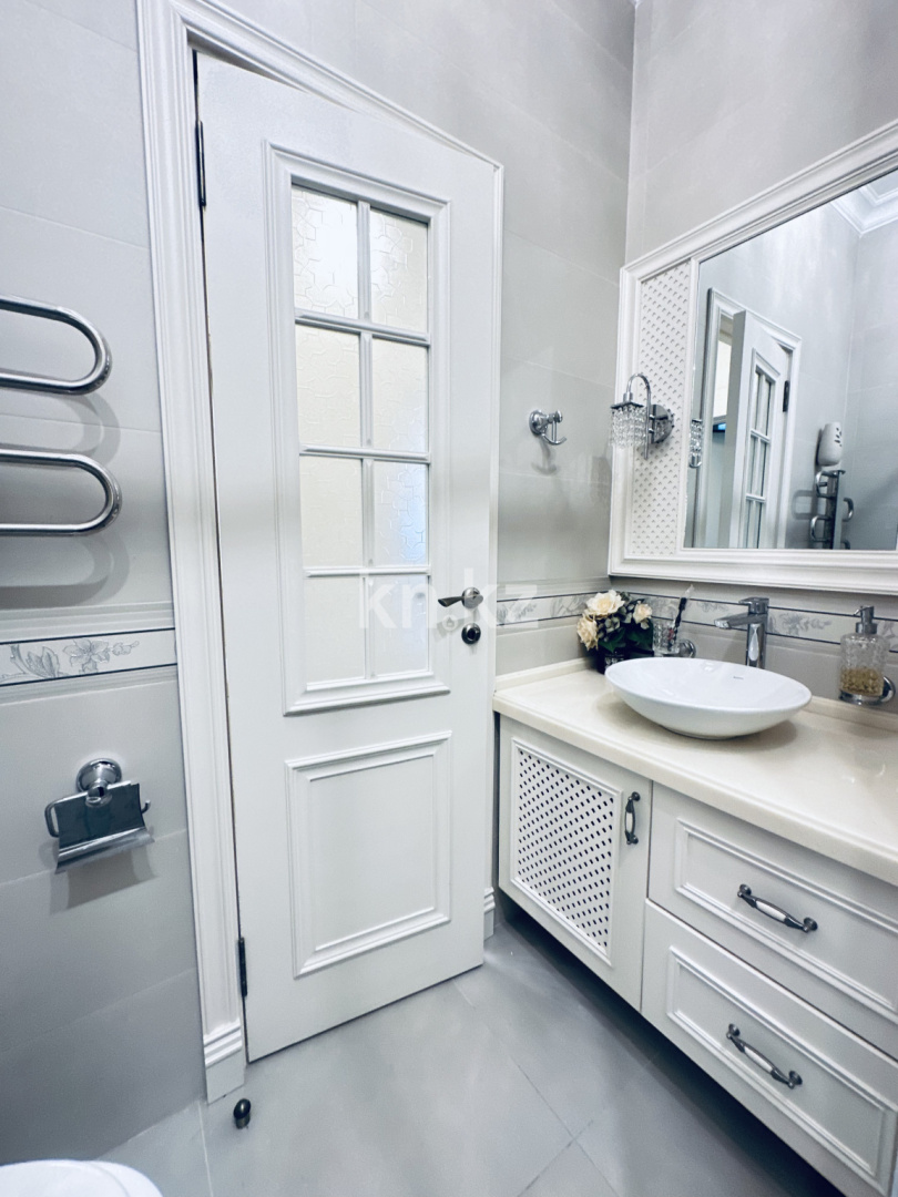 Продажа 4-комнатной квартиры, 97 м² в Астане - фото 35