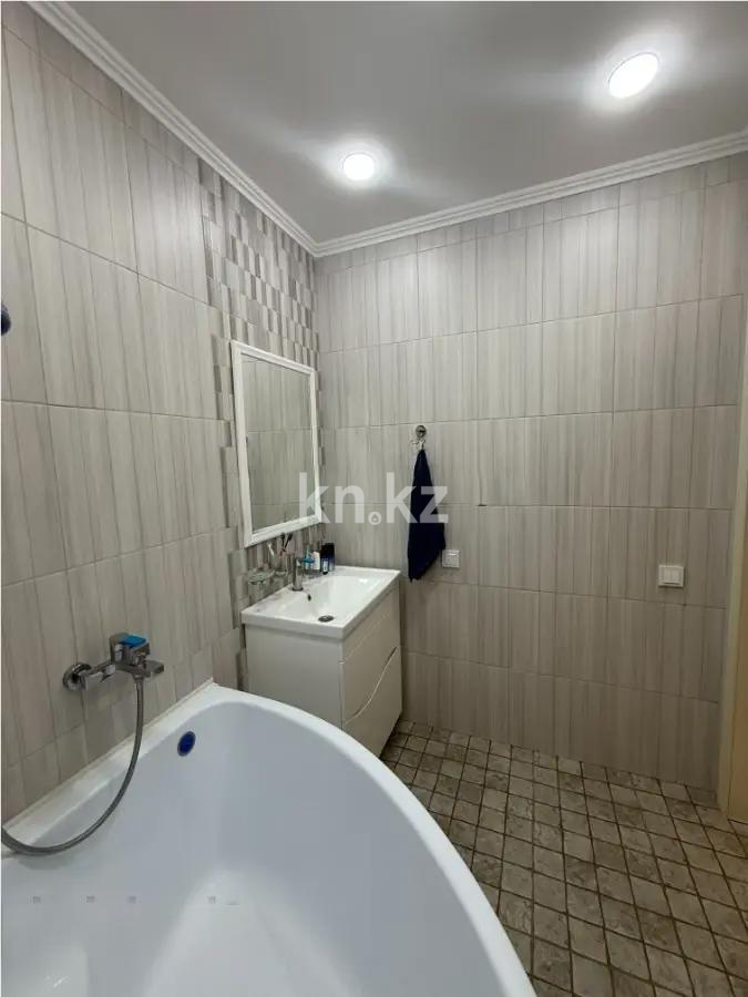 Продажа 2-комнатной квартиры, 55 м², пр. Момышулы, дом  2/6 в Астане - фото 4