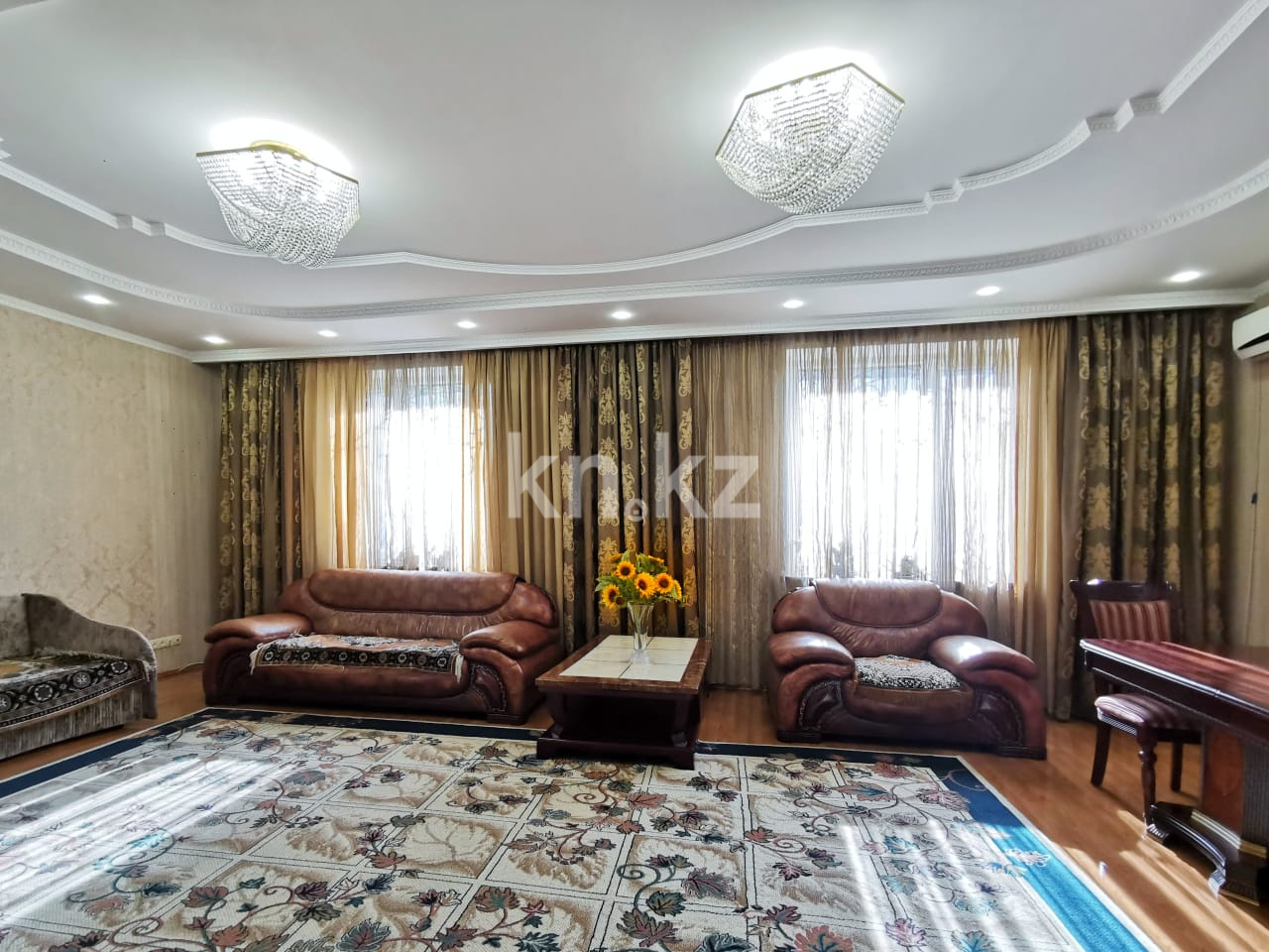 Продажа 5-комнатного дома, 205 м², ул. Сокольского в Алматы - фото 10